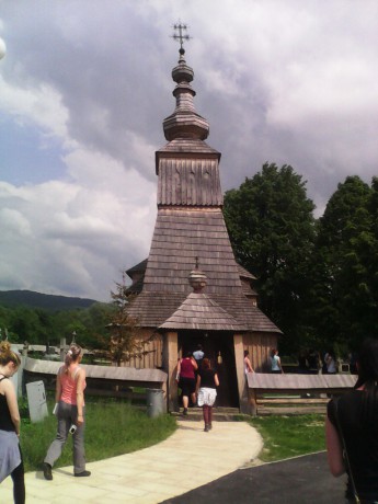 Drevený Kostol Ladomirová